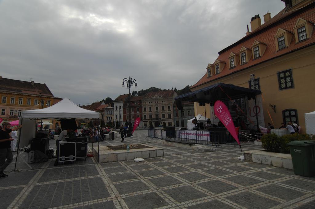 Main Square Apartments & More Braşov Exterior foto